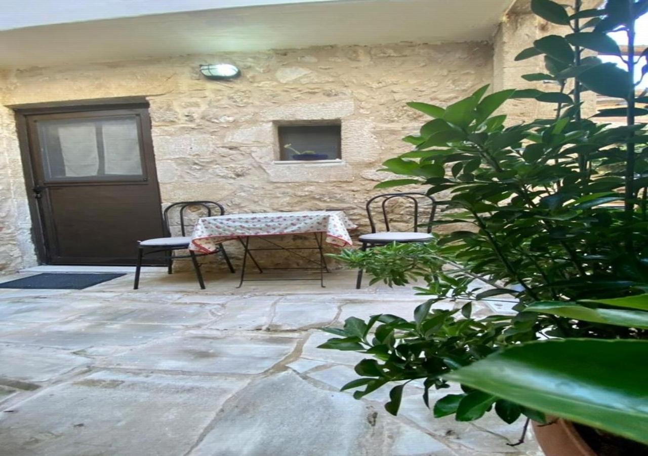 Nikos Traditional House Malathiros Екстер'єр фото