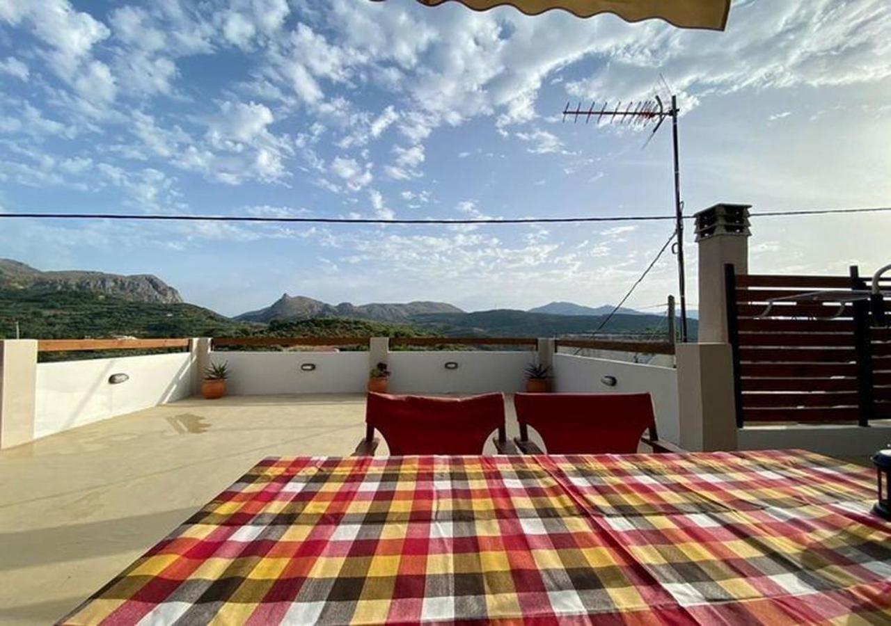 Nikos Traditional House Malathiros Екстер'єр фото