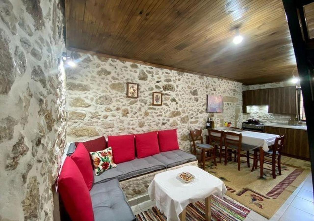 Nikos Traditional House Malathiros Екстер'єр фото