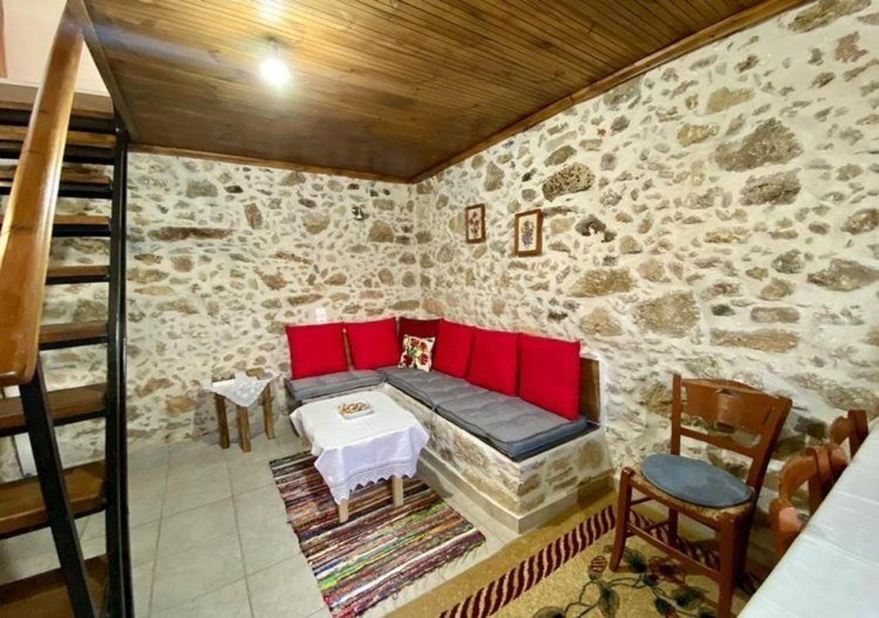 Nikos Traditional House Malathiros Екстер'єр фото